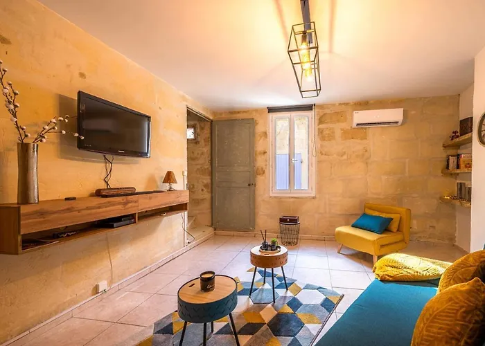 Agreable Maison Plein Centre